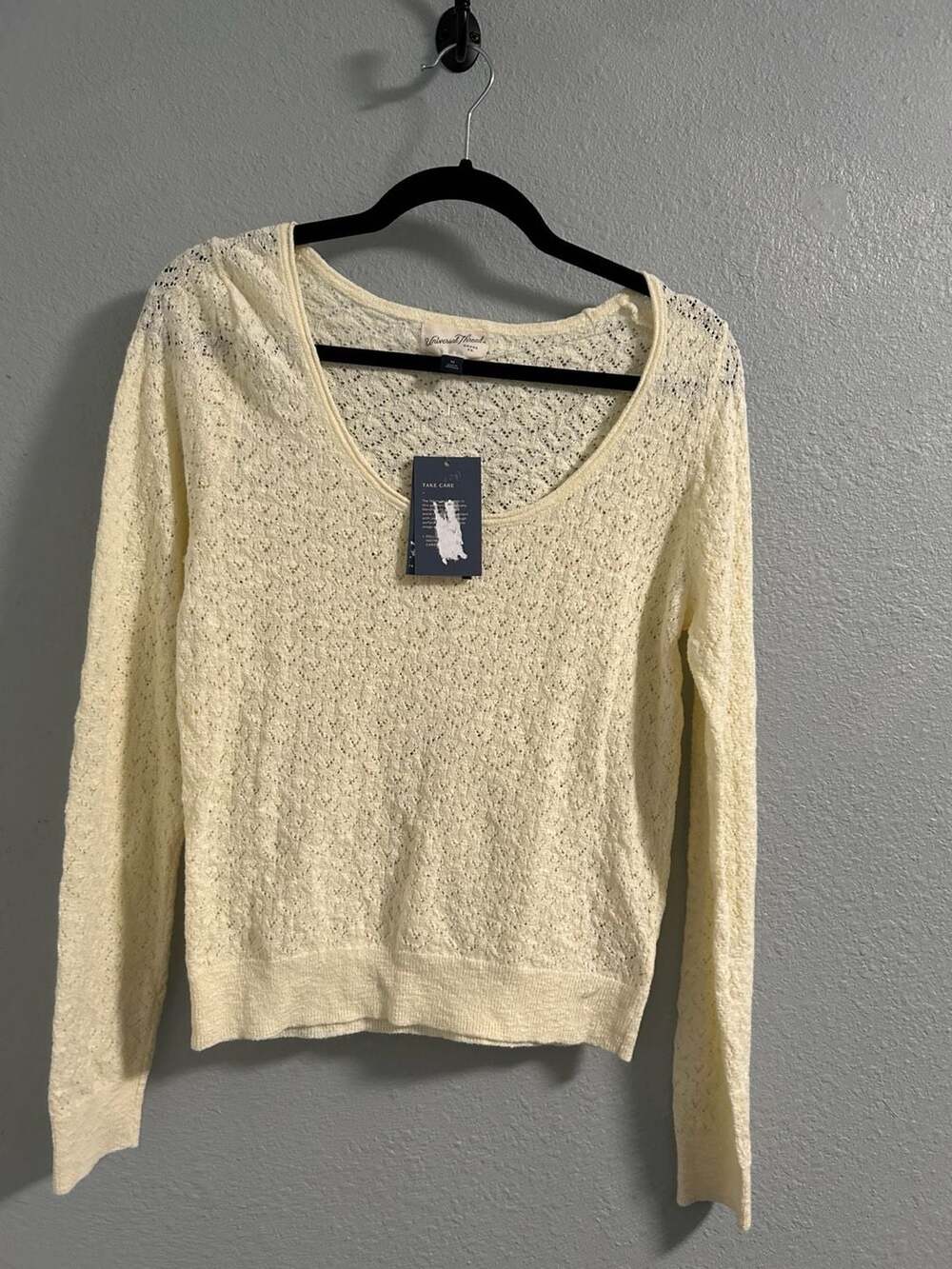 Universal Thread Long Sleeve Pointelle Top Size M